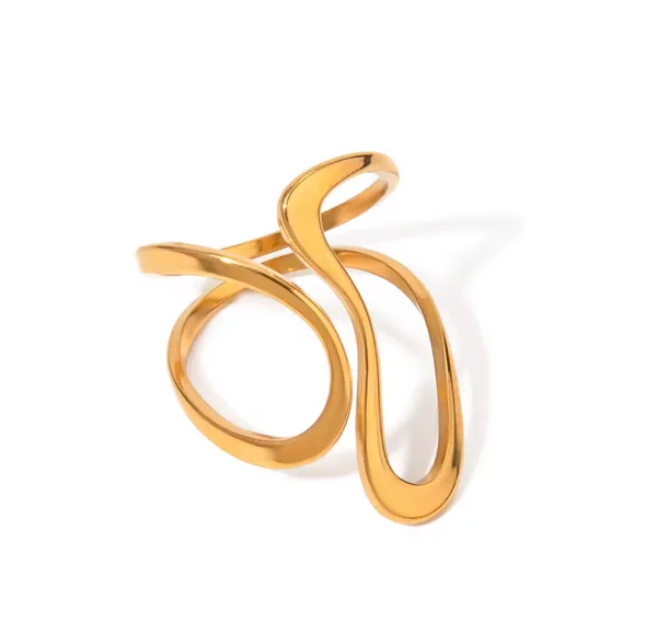 Golden_Stainless_Steel_And_Hypoallergenic_Coating_Ring_For_Women